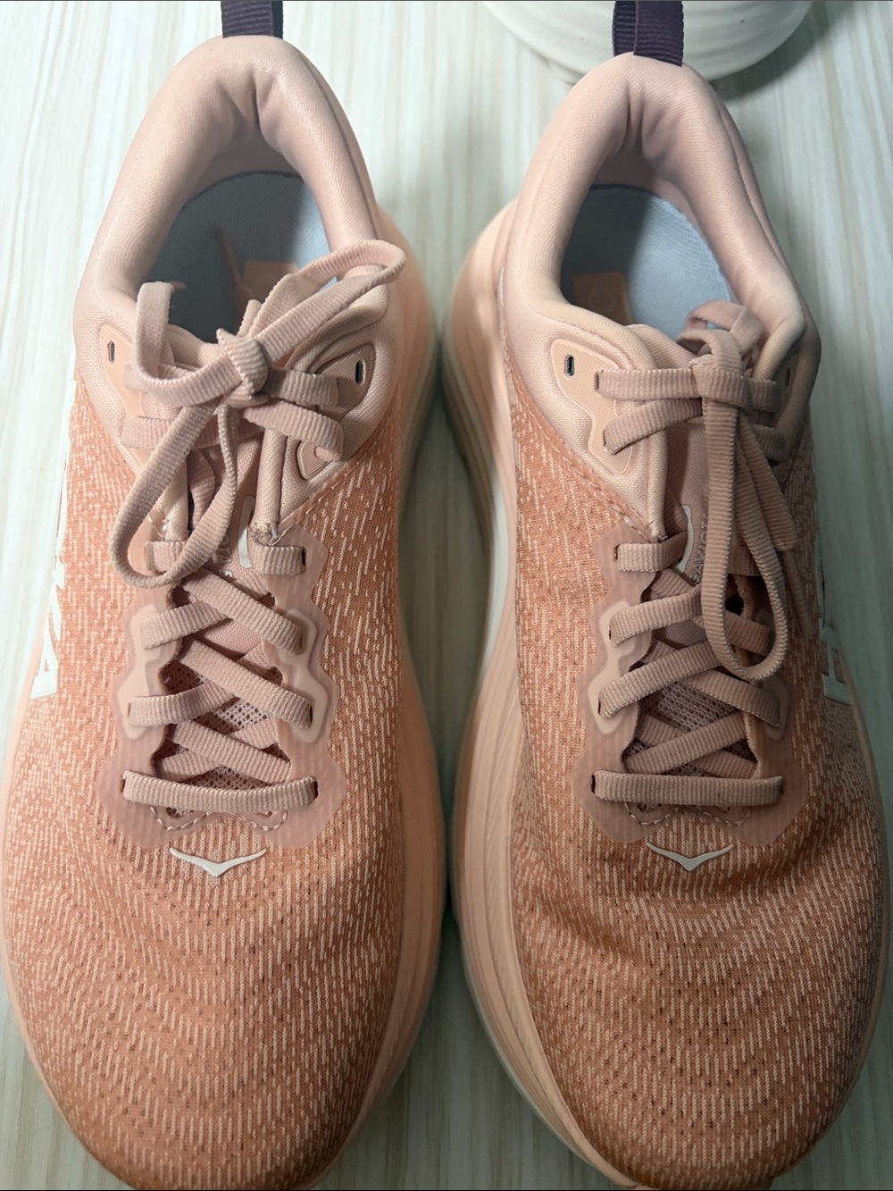 Hoka Women's Peach Knit Platform Running Sneakers!! LIKE NEW!!! - Picture 3 of 6
